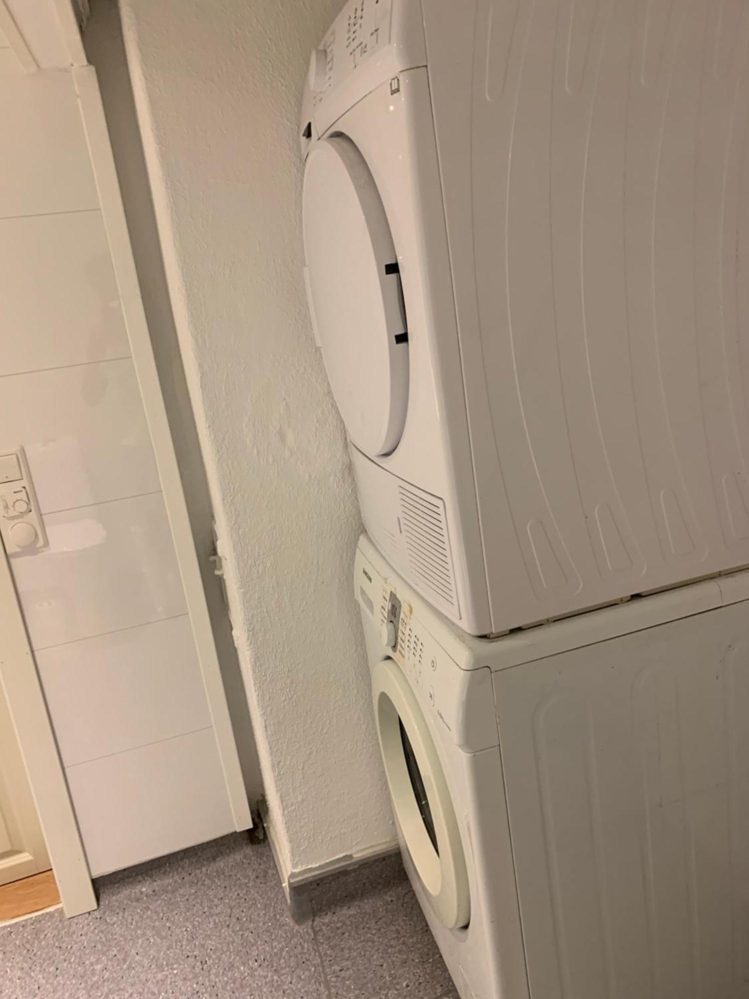 Trivelig Leilighet Gratis Parkering Pa Stedet! Apartment พอร์ชกรุนน์ ภายนอก รูปภาพ
